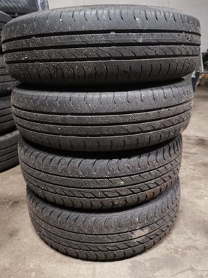 Sommerdæk, 155 / 65 / R14, 4 mønster, Continental sommerdæk med stålfælge
155/65 R14 4 mm mønster pa