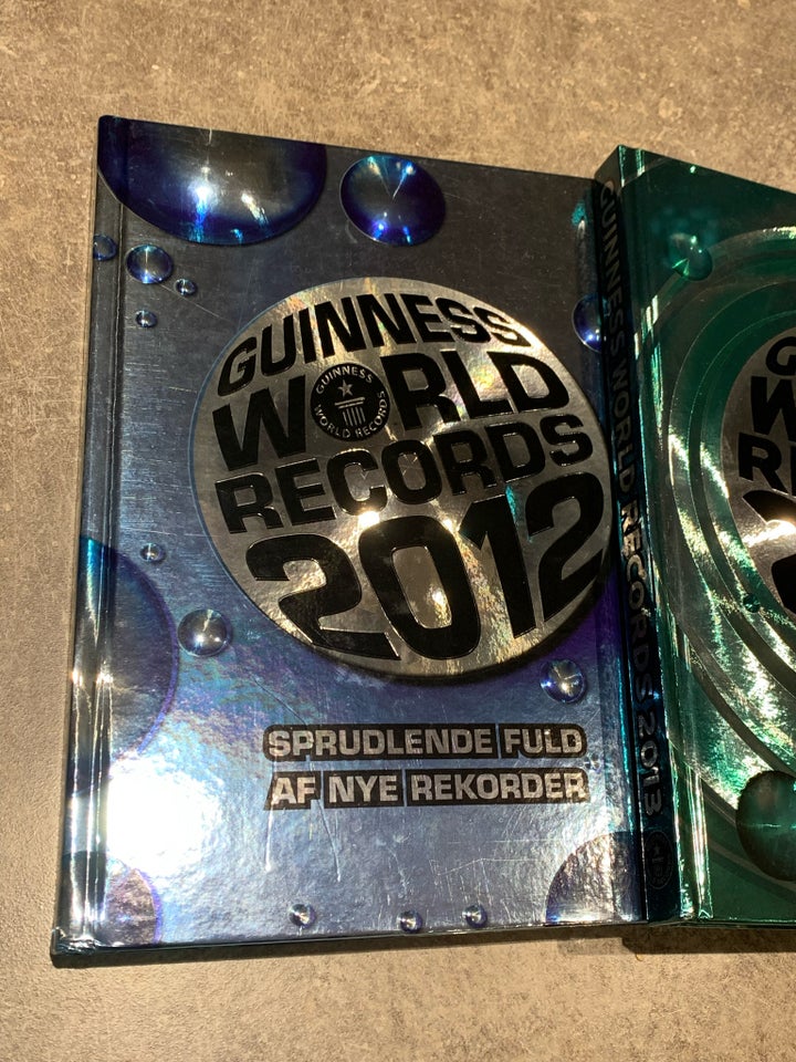 Guinness World Records, Bogsamling