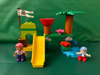 Lego Duplo, 10513, Jake og ønskeøens pirater - skjulestedet på ønskeøen. 
Et par af klodserne er ikk