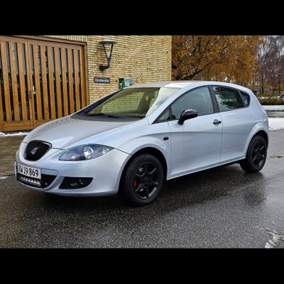 Seat Leon, 1,9 TDi 105 Sport, Diesel, 2006, km 389000, sølvmetal, træk, nysynet, aircondition, ABS, 