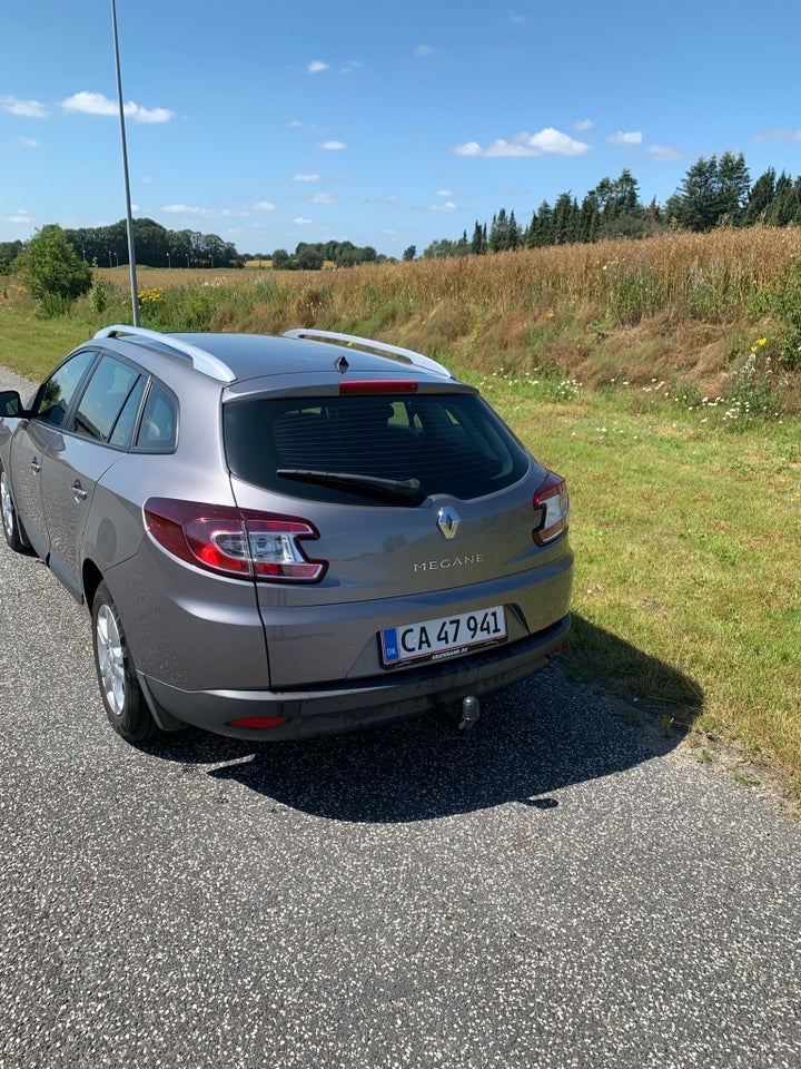 Renault Megane III, 1,6 110 Authentique Sport Tourer,