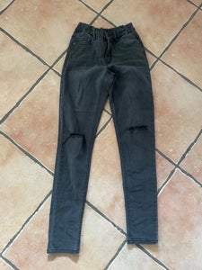 binde Sælger smukke Find Slidte Jeans på DBA - køb og salg af nyt og brugt