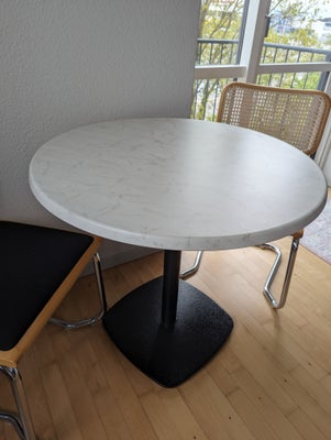 Spisebord, Marmor design, b: 80 l: 74, Billigt rundt spisebord i marmor design.

Fejler intet og er 