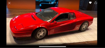 Modelbil, Ferrari Testarossa, skala 1:8, SERIØS FLOT POCHER TESTAROSSA
Opgraderet så det måske er en