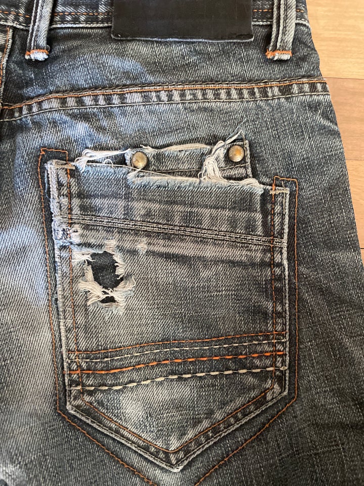 Jeans, Shine, str. 30