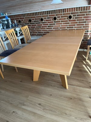 Spisebord, Bøg, Skovby, b: 100 l: 178, Spisebord skovby bøg. 
Længde 178 cm brede 100 cm. 
2 tillægs