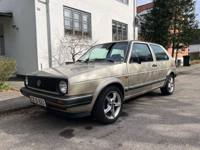 VW Golf II, 1,3 Bistro, Benzin, 1987, km 200200, guldmetal, nysynet, 3-dørs, VW Golf II, 1,3 Bistro,