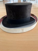 Hat, str. 56-58 cm, Sort