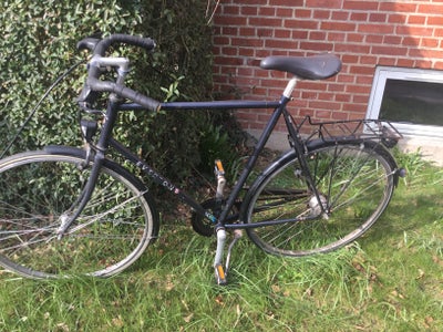 Herrecykel,  Everton, 57 cm stel, 7 gear, Vintagecykel
Cyklen er fra dengang, mærket var af høj kval