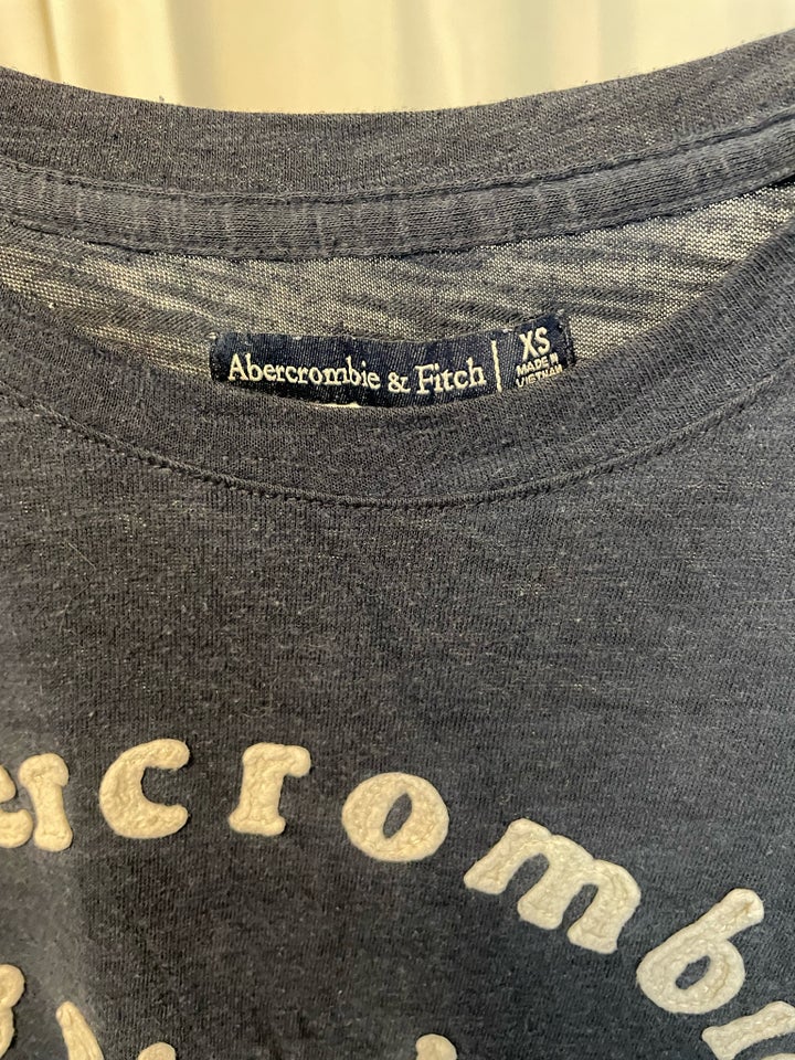 T-shirt, Abercrombie & Fitch, str. 34