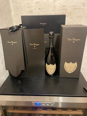 Vin og spiritus, Dom Perignon 2010, Dom Perignon årgang 2010 med gaveæske.
Opbevaret i vinkøleskab.
