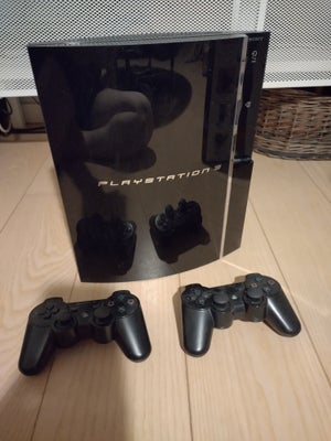 Playstation 3, 60GB, God, 60Gb playstation 3 med 2 controllere samt to ladekabler. Inkluderer følgen