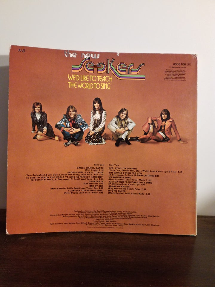 LP, THE NEW SEEKERS, WE'D LIKE TO TEACH THE WORLD TO SING