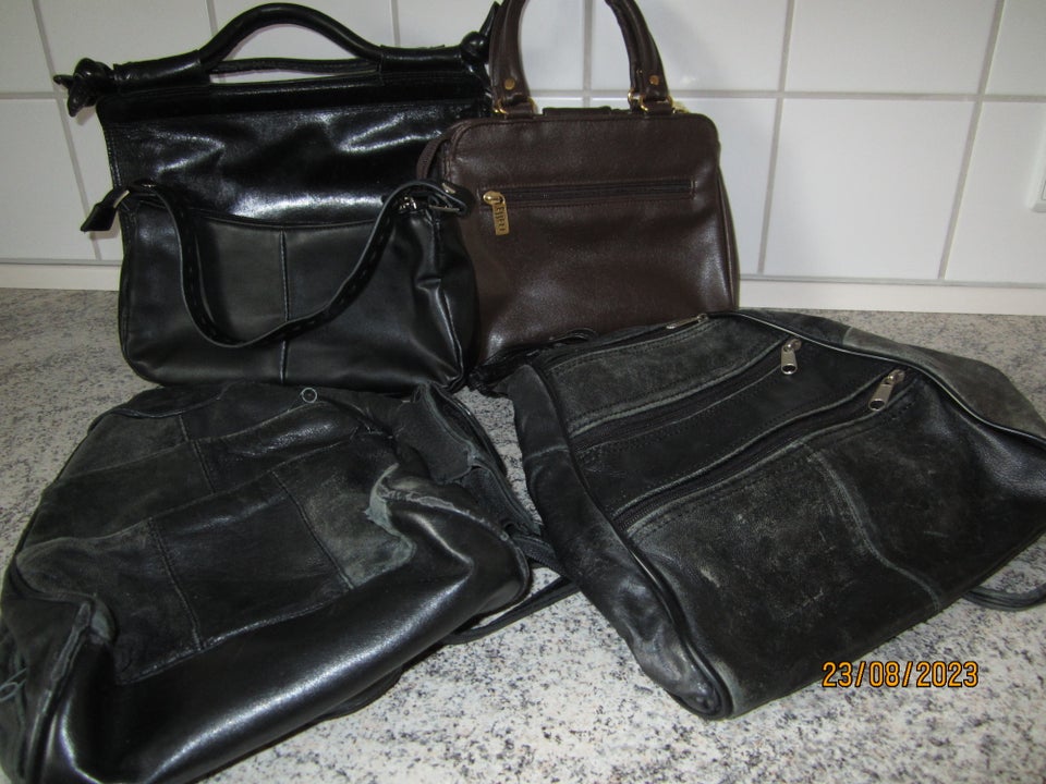 (134) 3 Håndtasker + 2 Skuldertasker alle er OK