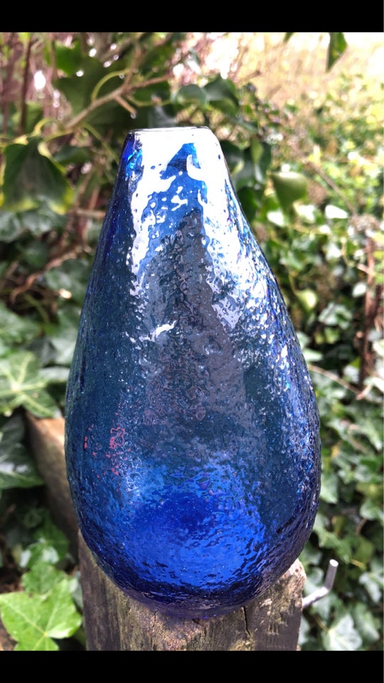 Smuk unika mundblæst vintage vase , Kobolt blå glas vase -