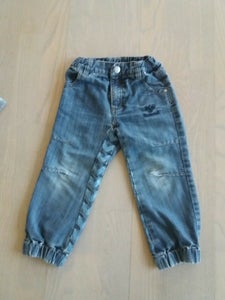 newness Hjemløs jungle Find Hullede Jeans på DBA - køb og salg af nyt og brugt