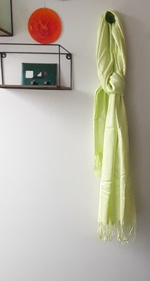 Tørklæde, 100% kasmiruld, Pashmina, str. 180x65cm,   Lime grøn,  Kasmiruld,  Ubrugt, 
Lækker gave
He