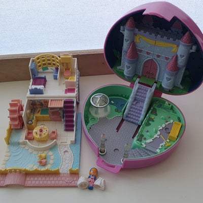 Polly Pocket, Bluebird, Vintage Polly Pocket Slot (Starlight castle, 1992) og hus (Grandma's cottage