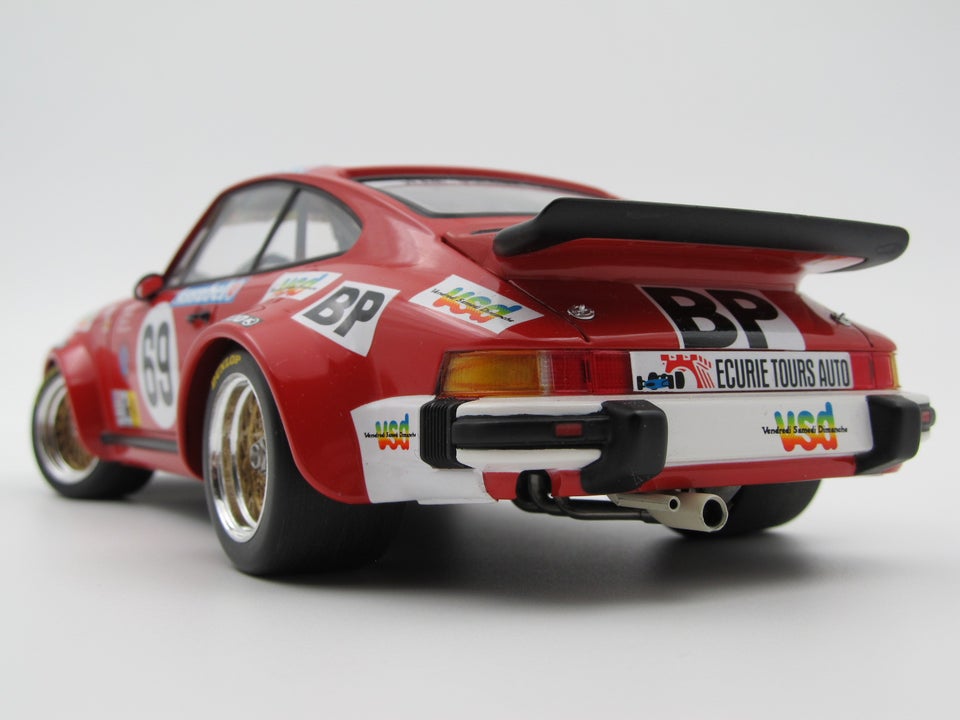 Modelbil, Minichamps - Porsche 934 Turbo, skala 1:18