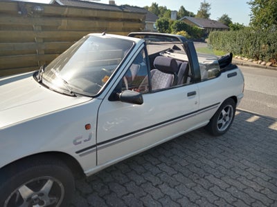 Peugeot 205, 1,4 Cabriolet, Benzin, 1988, km 200000, hvid, træk, 2-dørs, 14" alufælge, peugeot 205 c
