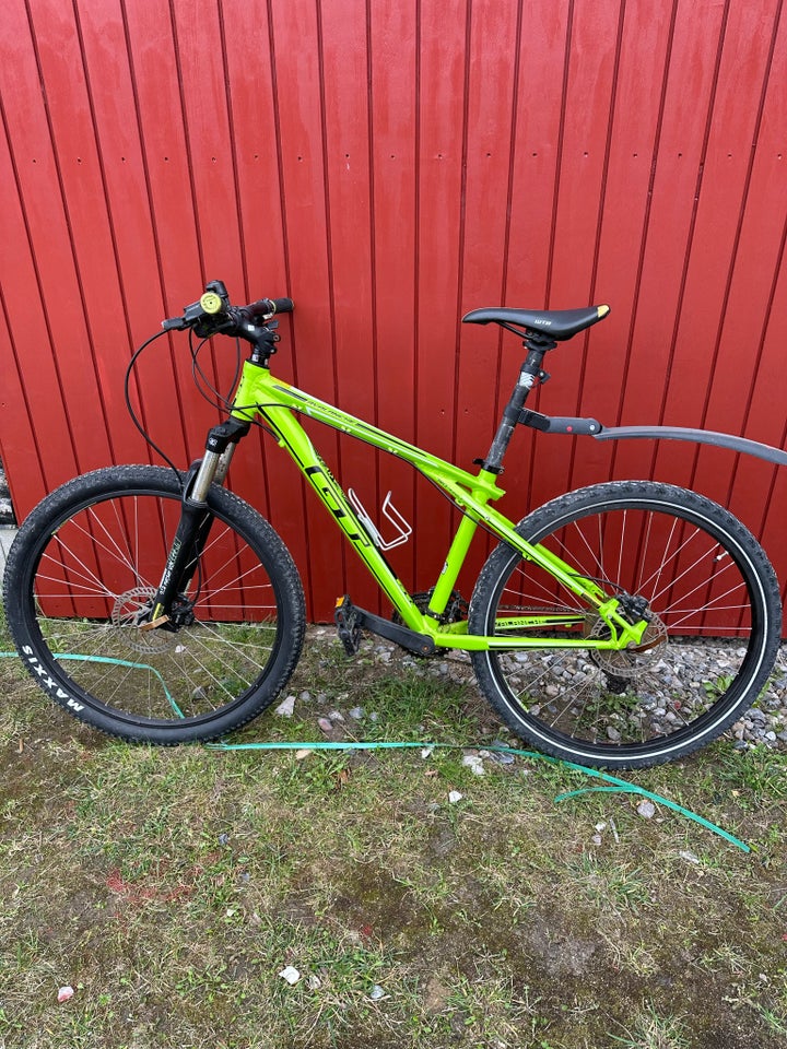 GT Avalanche, anden mountainbike, 23 gear
