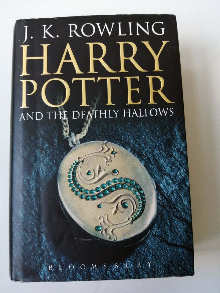 HARRY POTTER and the Deathly Hallows., J.K.Rowling.,