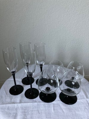Glas, 4 champagneglas - 4 cognacglas