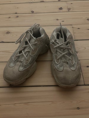 Sneakers, str. 40,  Slidt, Er lidt beskidte, så skal bare have en vask