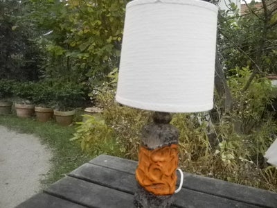 Anden bordlampe, RETRO - keramik - fat lava

Et par skønne små keramik-lamper.

Den flotte orange fa