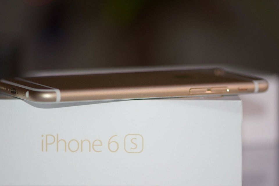iPhone 6S, 64 GB, guld