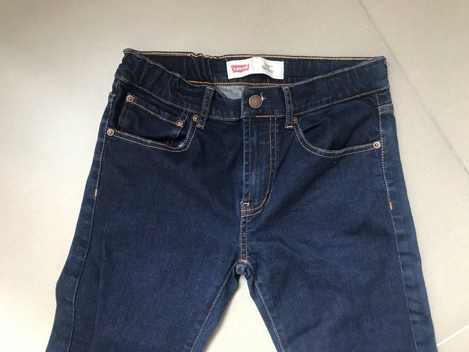 Jeans, Levis, str. 26