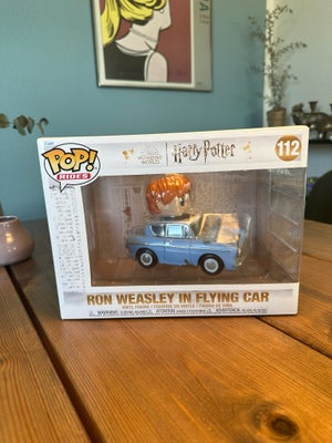 Samlefigurer, Harry Potter funko pop, Funko pop: Ron Weasley in flying car 112 fra Harry Potter
Har 