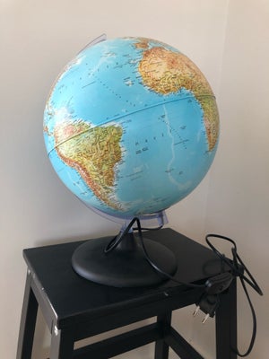 Globus, Med 2,3 W pære