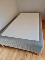 Boxmadras IKEA , Skårer 140×200. Brugt som ny.
