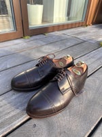 Budapester Oxford shoes, size UK6.5 / EU40