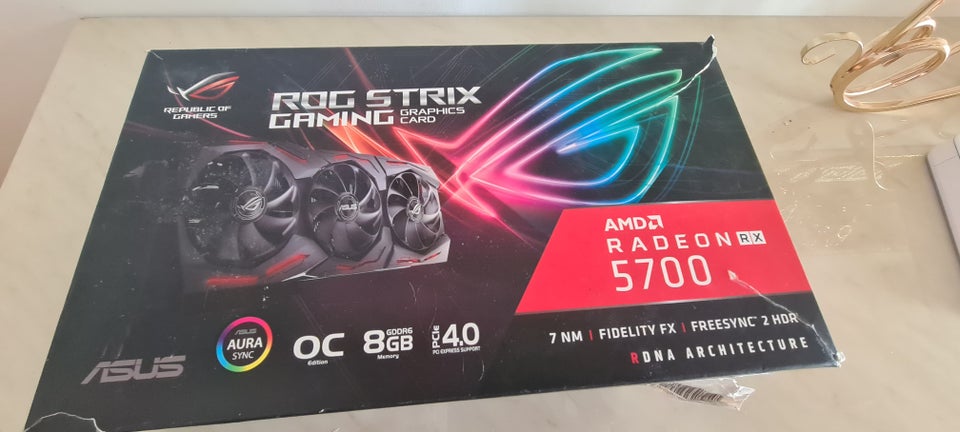 Rog strix, Perfekt