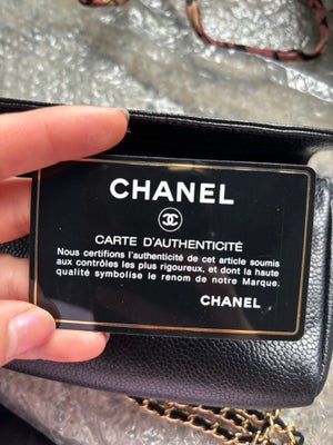 Skuldertaske, Chanel, læder, Rigtig fin sød lille Chanel taske. Købt på Trendsales for et par dage s