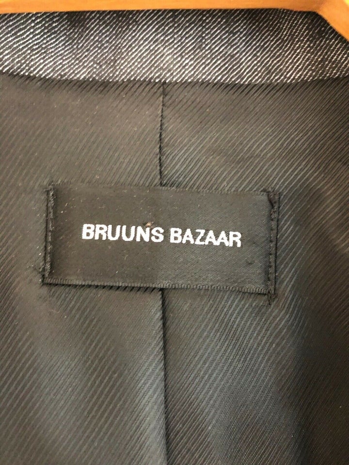 Blazer, str. 40, Bruuns Bazar