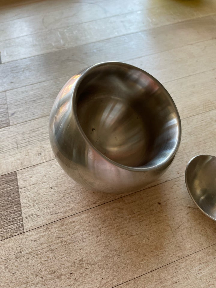 Rustfrit stål, Saltskål, Georg Jensen