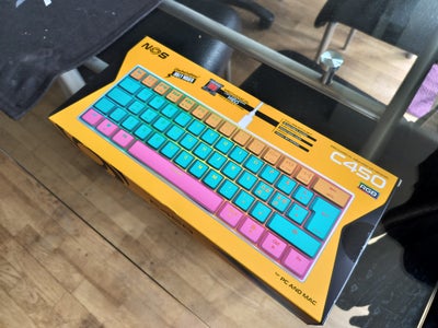 Tastatur, Nos, C-450, Perfekt, Helt nyt og ubrugt gaming tastatur.
Nos C-450. Model: Jolly Roger.
Ka