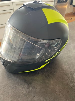 Hjelm, Mt helmets og amc helmets, str. M, Sort og grøn/gul, Jeg har solgt min knallert for længst 
V