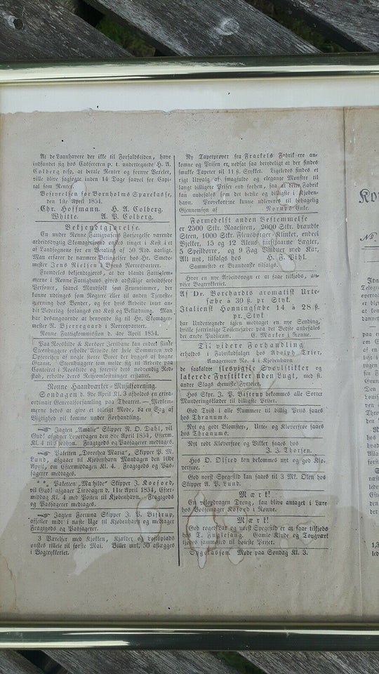 Avisside i ramme, "fredagen den 7de April", 1854