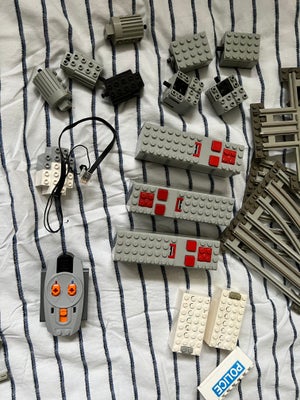 Lego Tog, Diverse togdele sælges samlet. Det er hvad du kan se på billederne. Jeg ved ikke om de ele