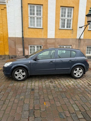 OPEL ASTRA 2009 - SOM NY, VELHOLDT OG KLAR TIL NYE