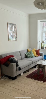 Sofa, 3 pers. , Boliga, Scandinavia, grå sofa. Den trænger til at blive renset og er lidt slidt - de