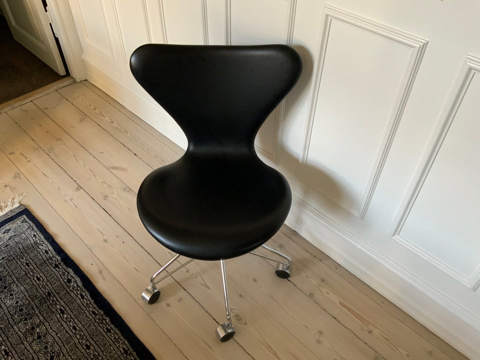 Arne Jacobsen 3117 Kontorstol dba.dk K b og Salg af Nyt og Brugt