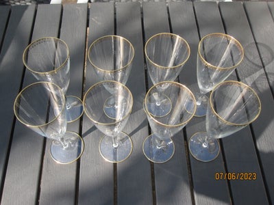 Glas, VINGLAS, Kongeå-Lyngby, 8 stk som nye vinglas Lyngby- Kastrup krystal glas. med guldkanter. H.