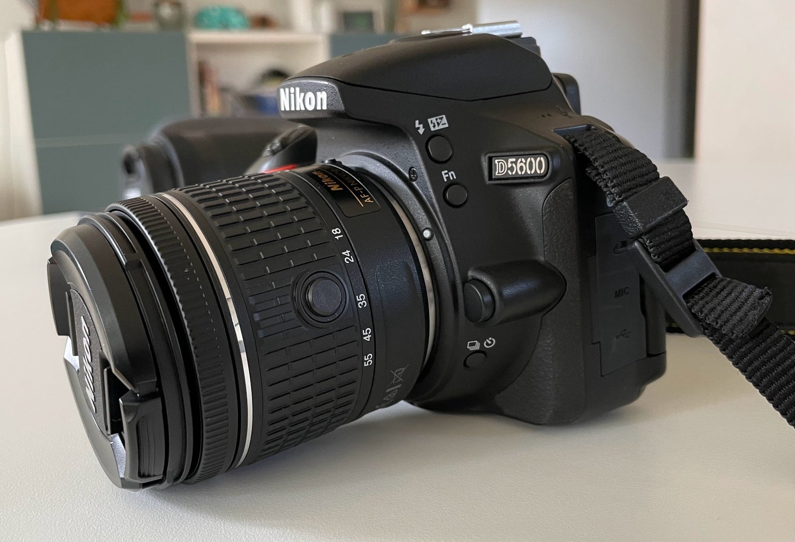 Nikon D5600, spejlrefleks, 24,2 megapixels
