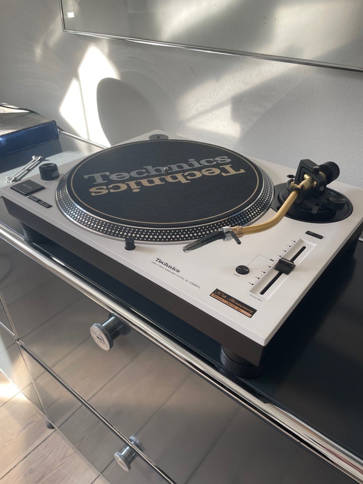 Pladespiller, Technics, SL-1200MK7L