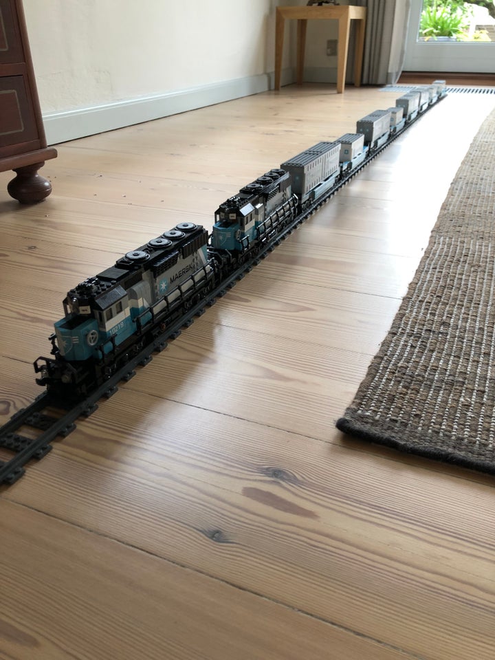 Lego Tog, 10219 Maersk Train